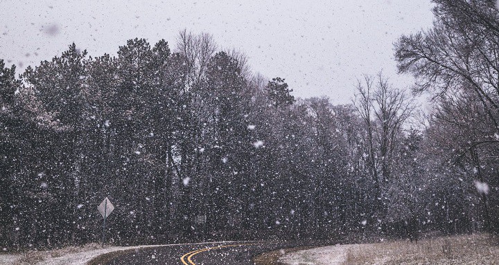 winter snow Burlington Oakville flurries rain