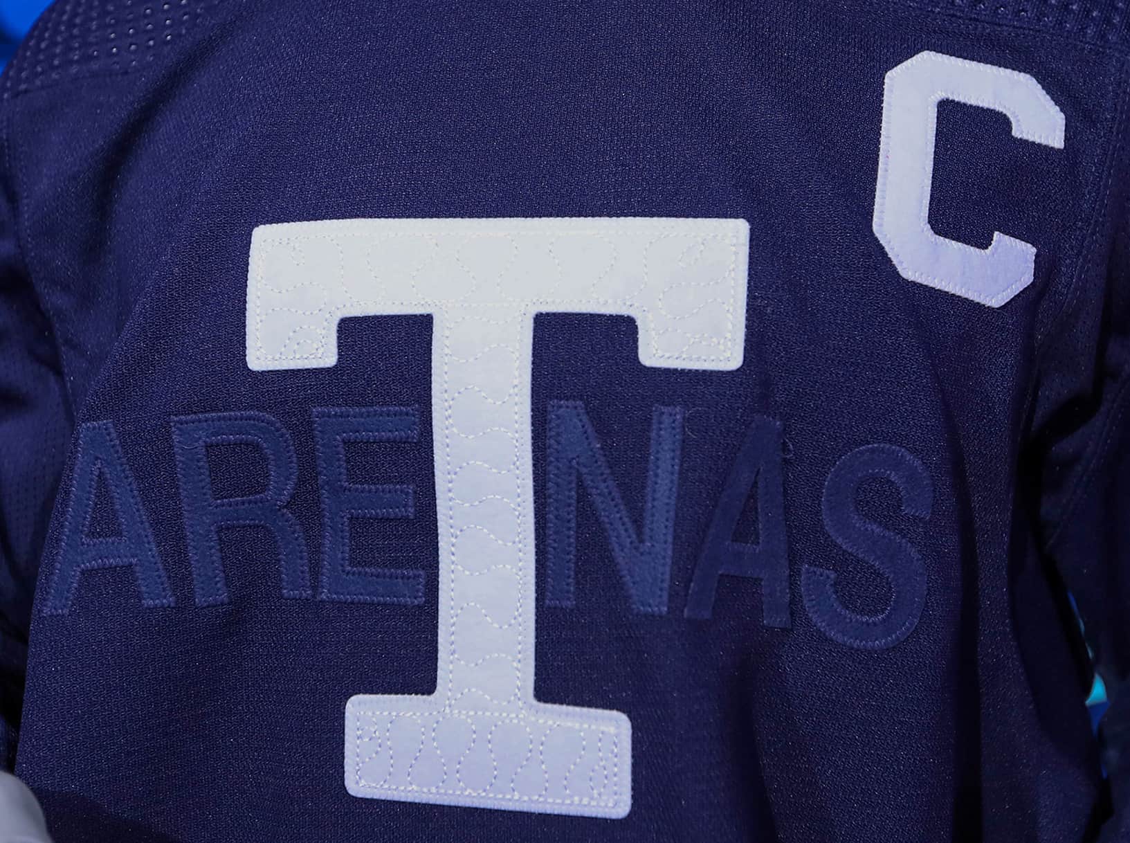 Vintage Toronto Maple Leafs Tim Horton Hockey Jerseys Home Blue