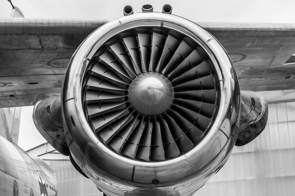 Large plane engine