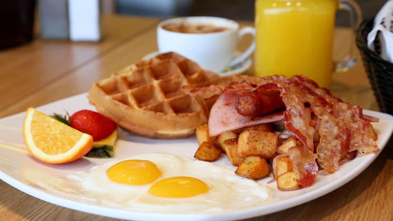 Popular breakfast restaurant Pür & Simple is bringing its 5 must-try dishes to Guelph. The Canadian