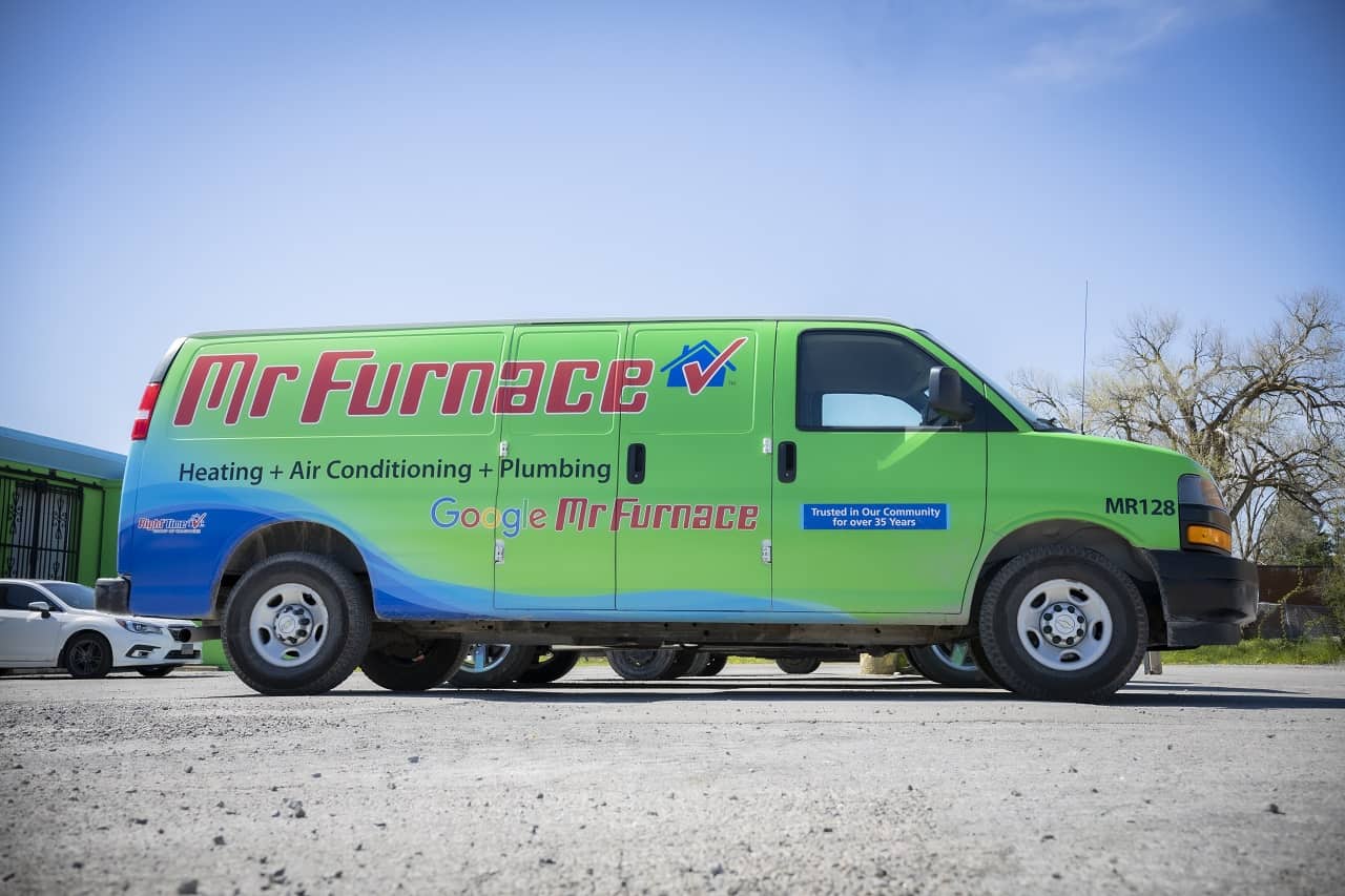 Do you need to replace your air conditioner in St. Catharines and Niagara region? Mr. Furnace is a Niagara region company and one-stop shop for all home comfort needs: Everything from heating, ventilation, and air conditioning (HVAC) to indoor air quality and air purification to heat pumps and boilers.