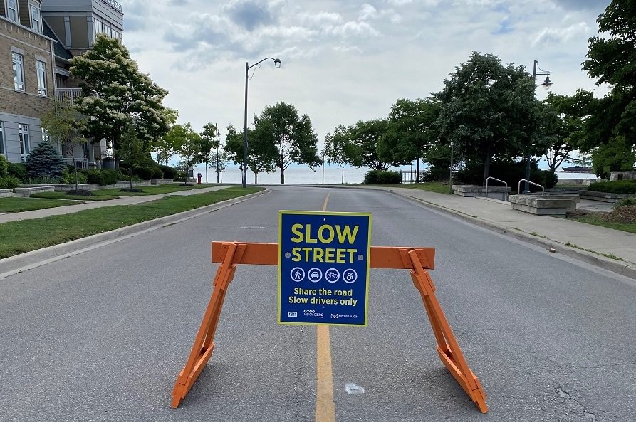 Signs and barricades tell drivers to slow down in Mississauga neighbourhoods