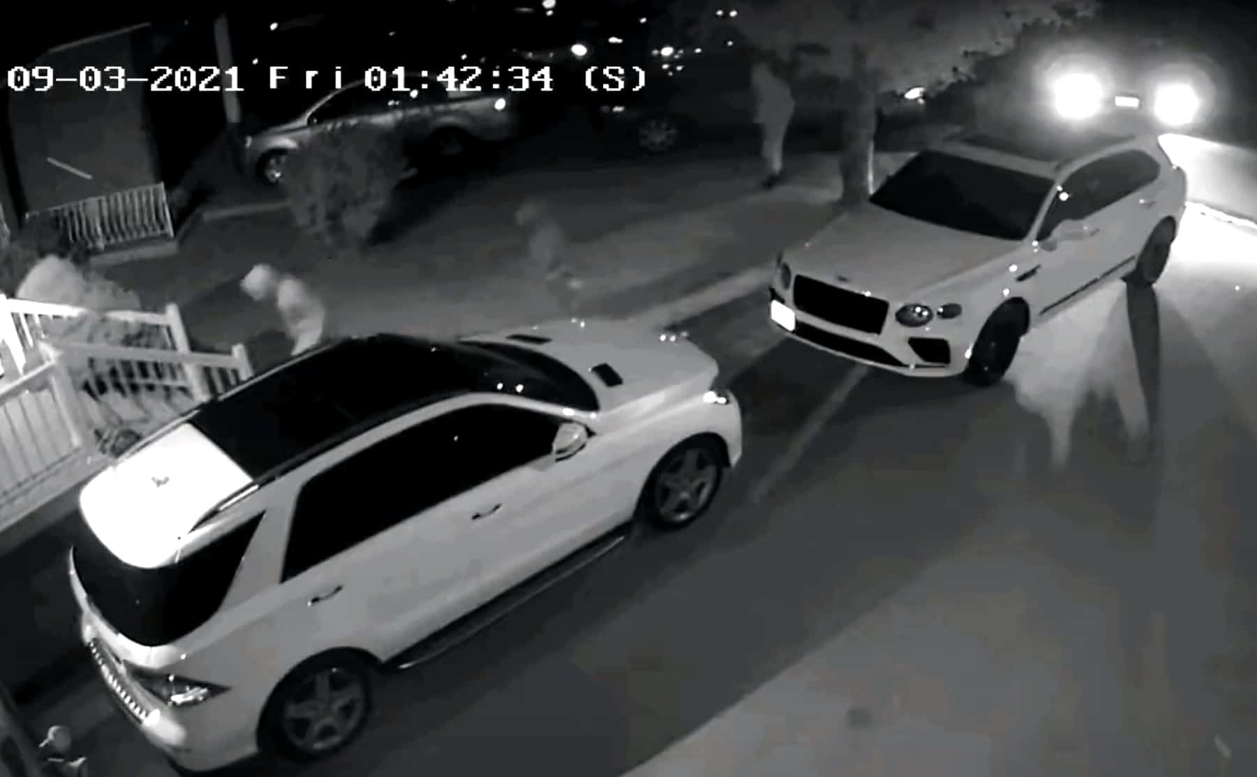 Video footage of a home invasion in Mississauga