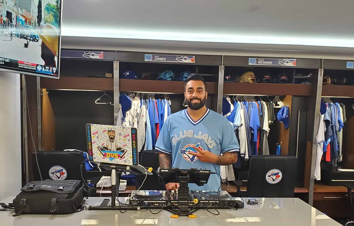 Mississauga deejay plays tunes for Blue Jays on day they down Tigers