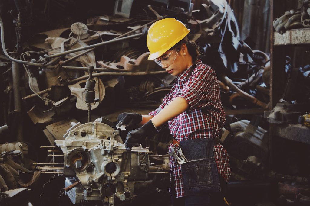 Canadian youth should be encouraged into trades: McMaster University Hamilton researchers