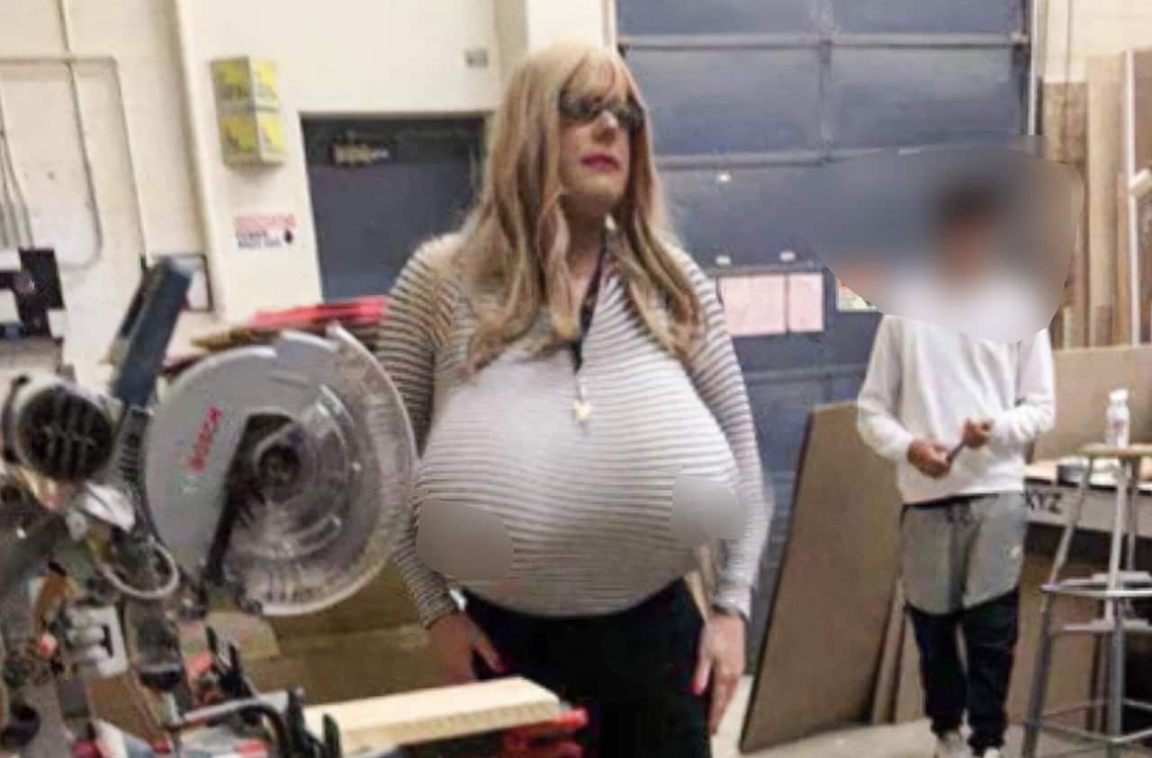 Following backlash in opposition to Oakville trainer, faculty board now considers costume code