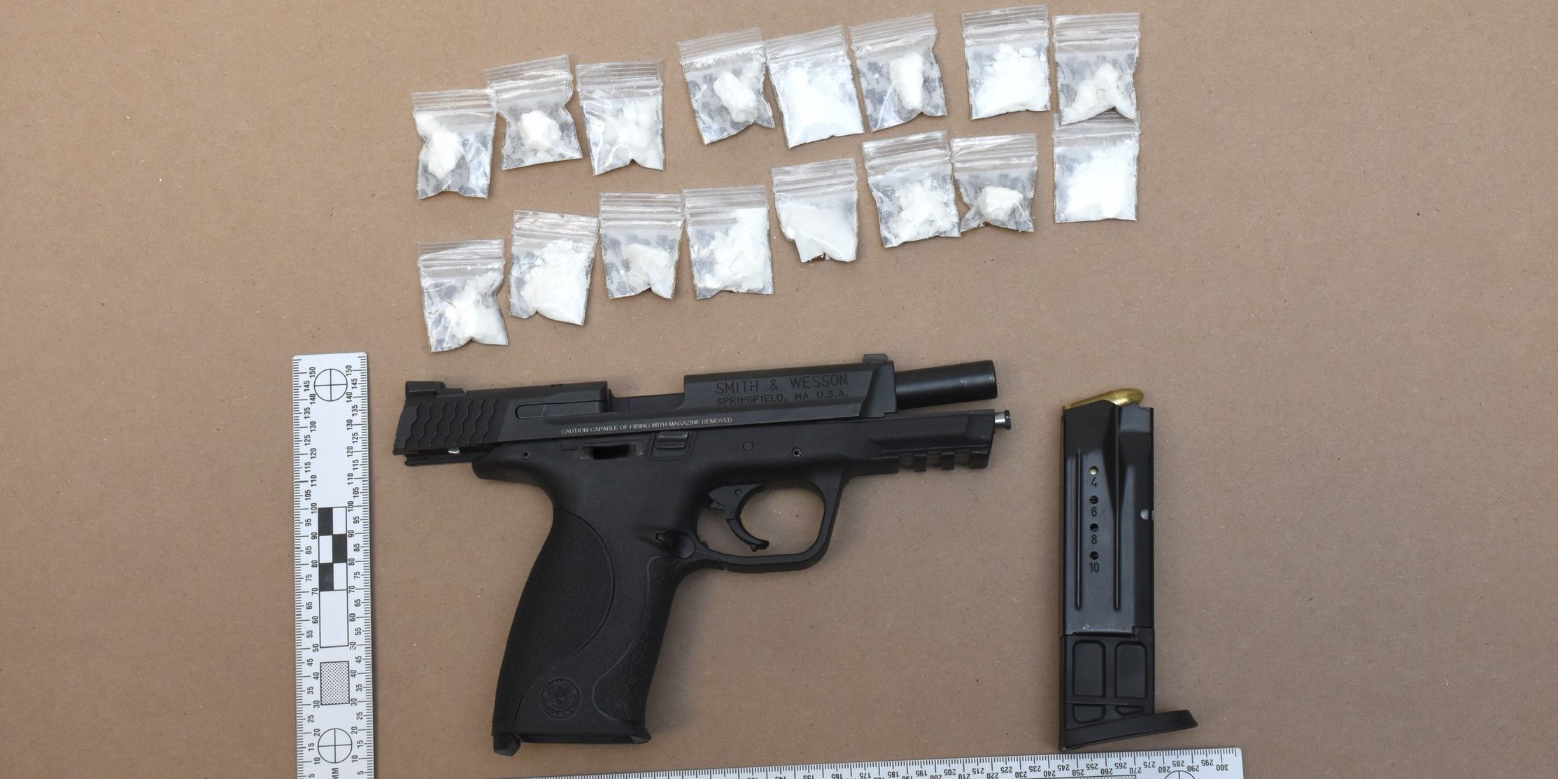 gun cocaine denzel smith peel police mississauga toronto
