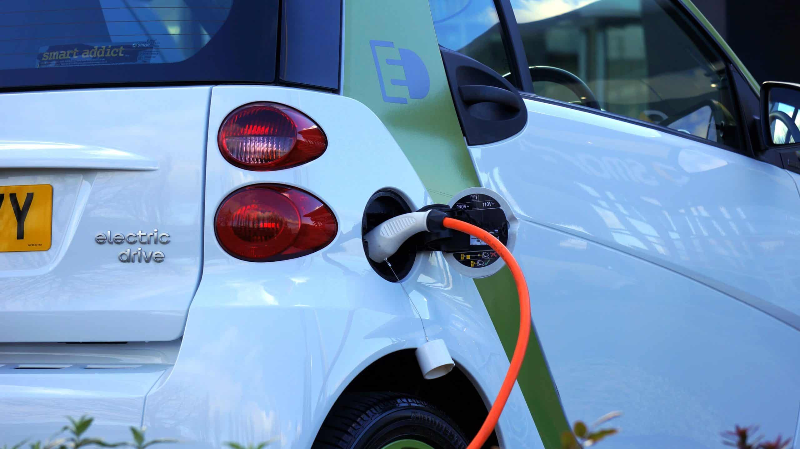 electric vehicle charging station chargin startup Mississauga ontario