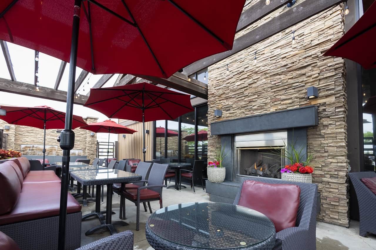 3 popular restaurants with patios to check out at Heartland Town Centre in Mississauga