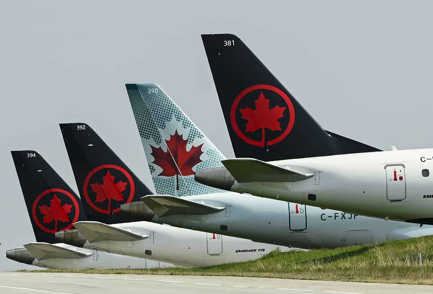 Air Canada Shuttle in Hamilton