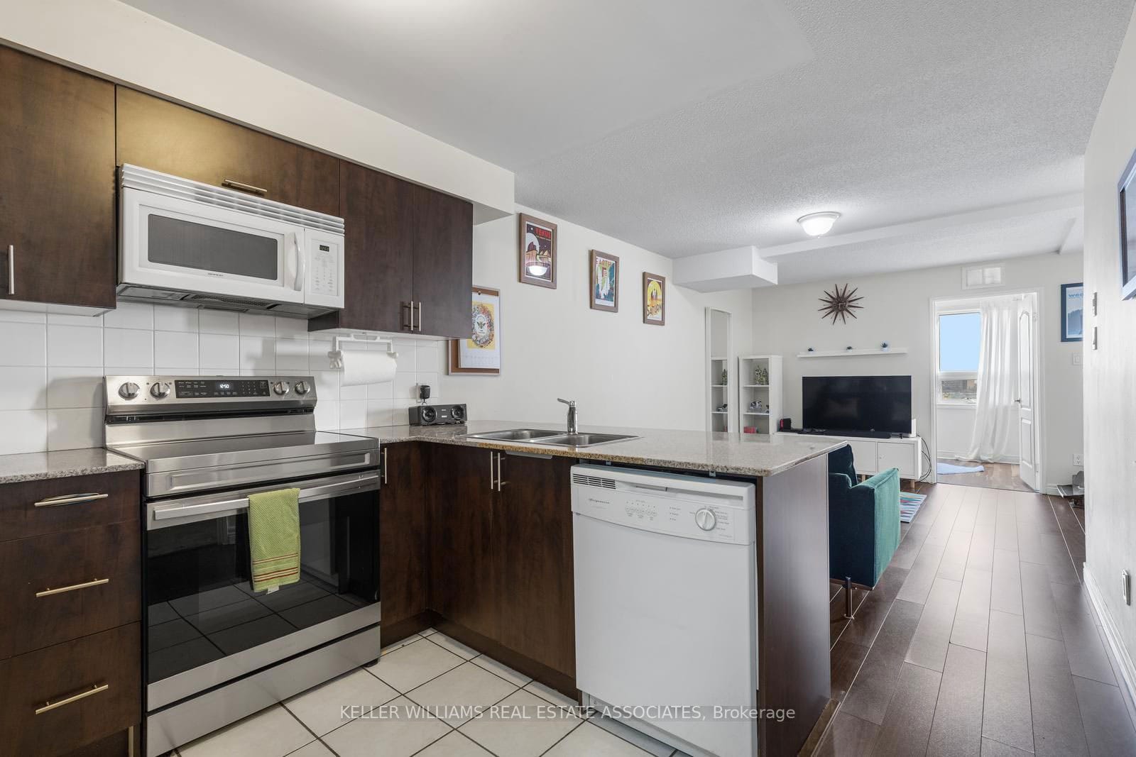7405 goreway drive