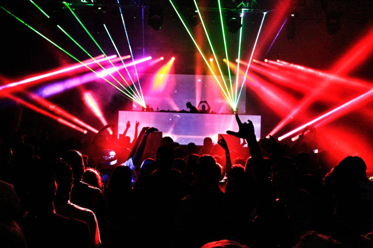 Nightclub shooting leave female dead in Mississauga Ontario