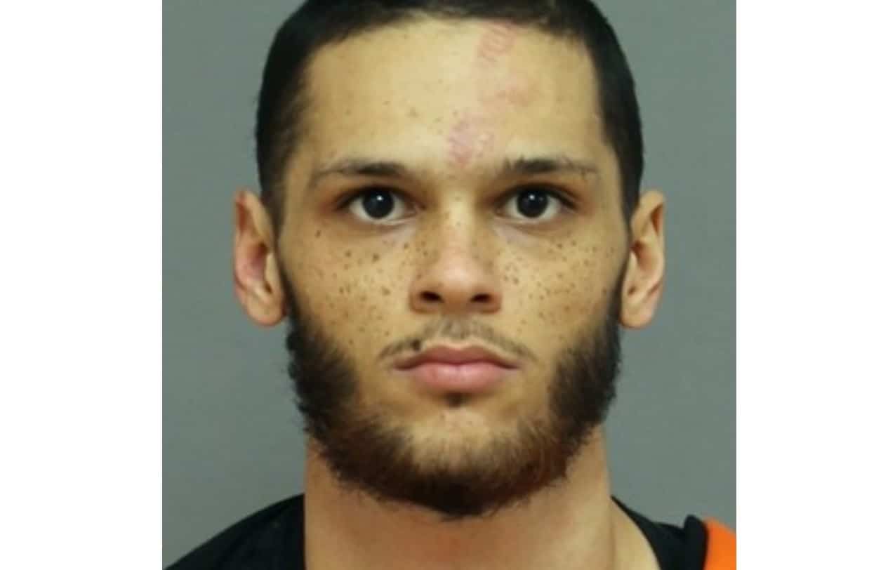 Convicted sex trafficker escapes, could be in Mississauga or Brampton