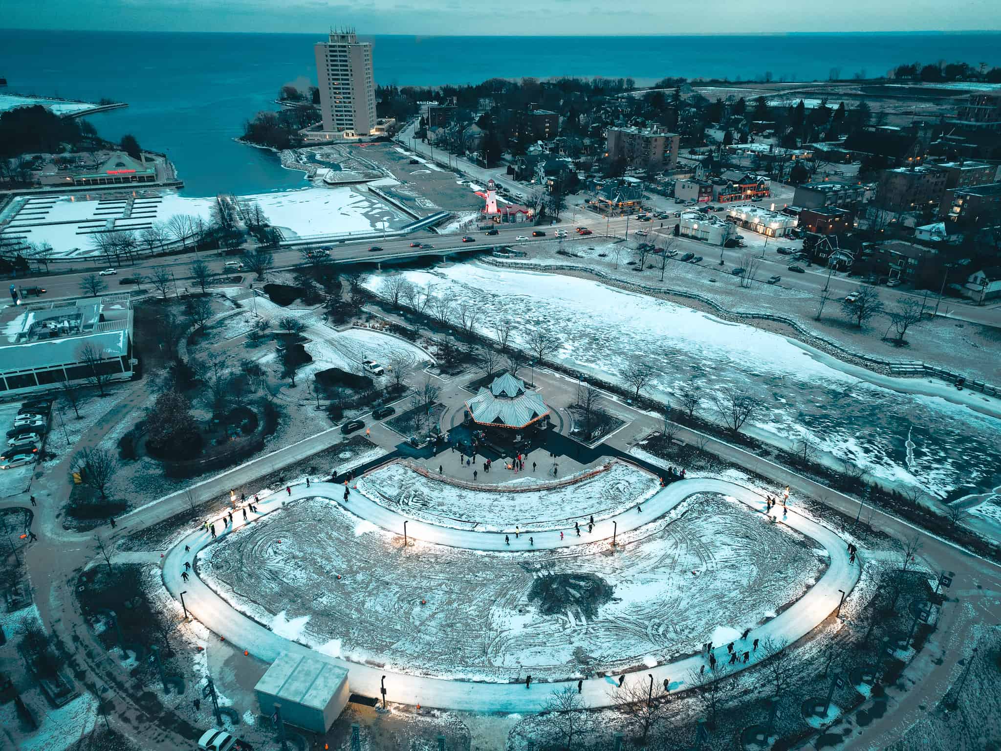 skating loop port credit mississauga complaining