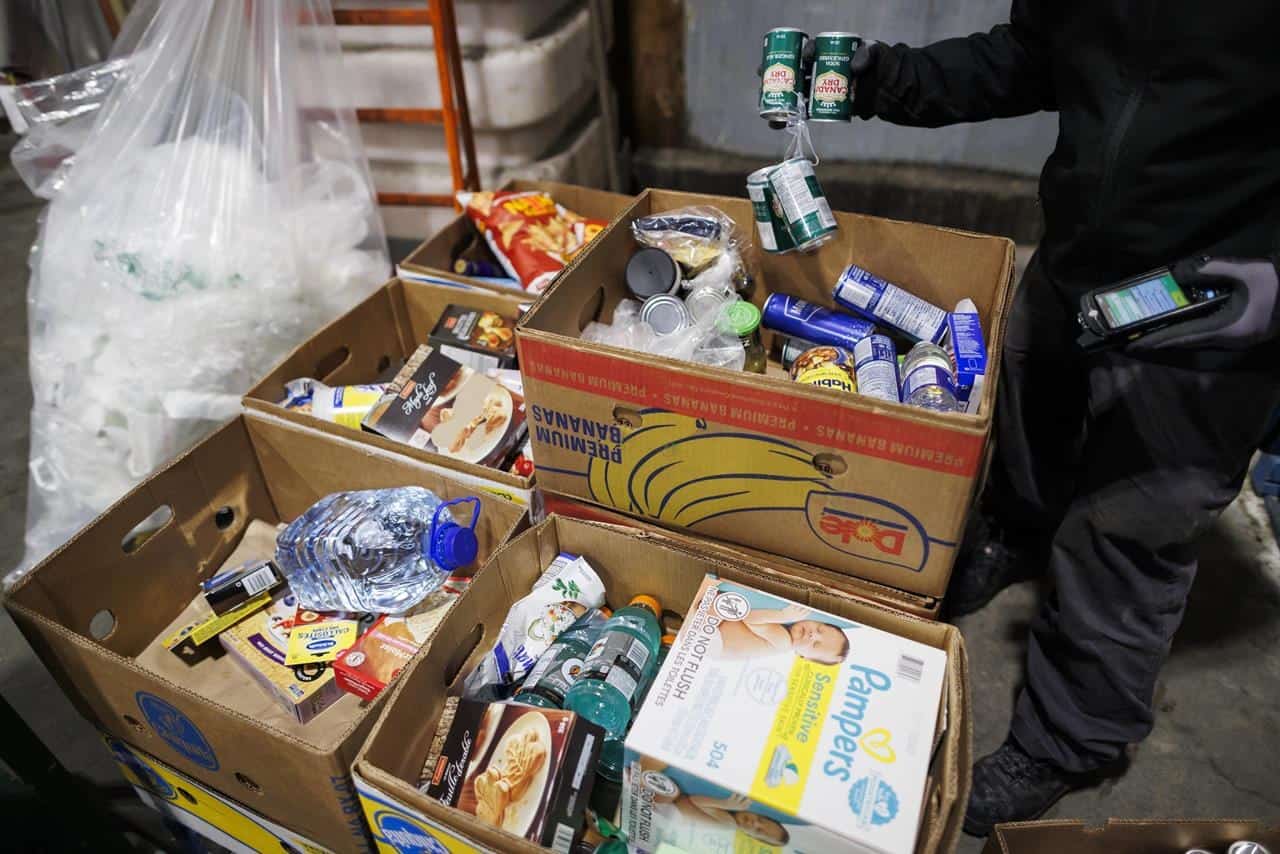 food donated grocery stores canada