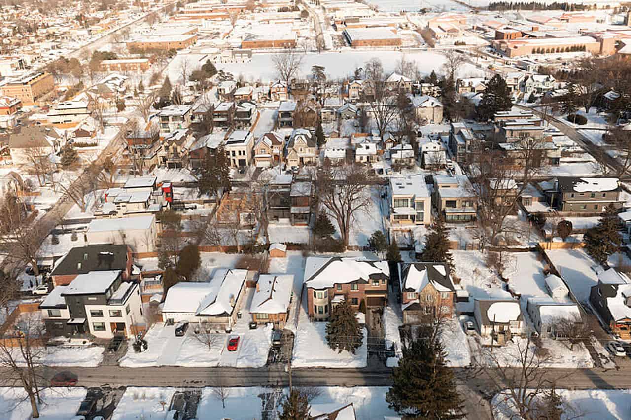 underbidding mississauga real estate