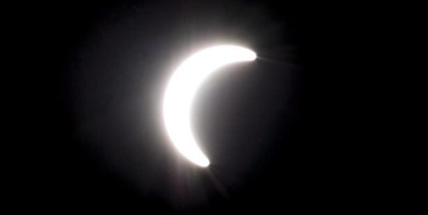 Can I just put my sunglasses on to watch the Solar Eclipse in Ontario?