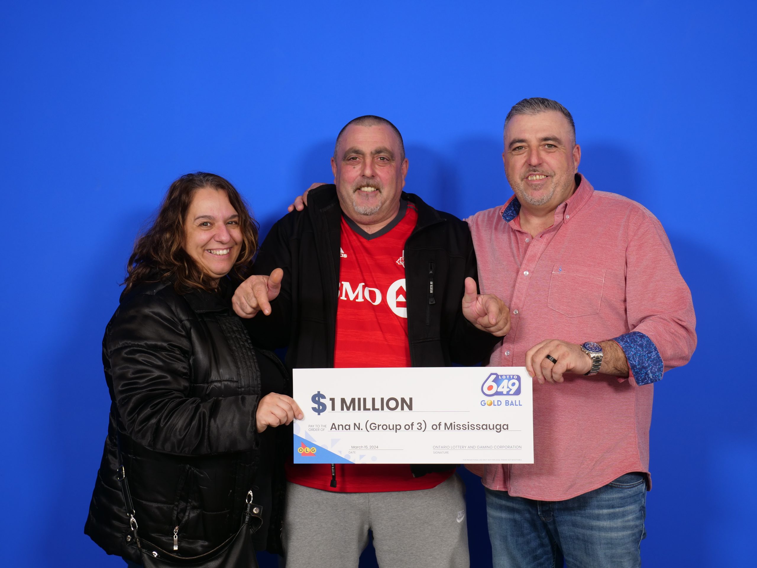 Siblings win $1M prize after playing lottery for over a decade in Mississauga and Brampton