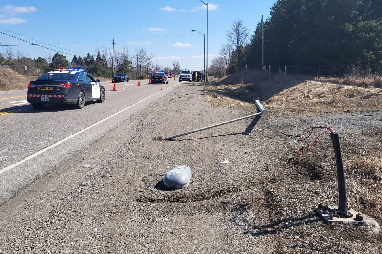 Distracted driver with tinted windshield takes out light pole in Caledon, police say
