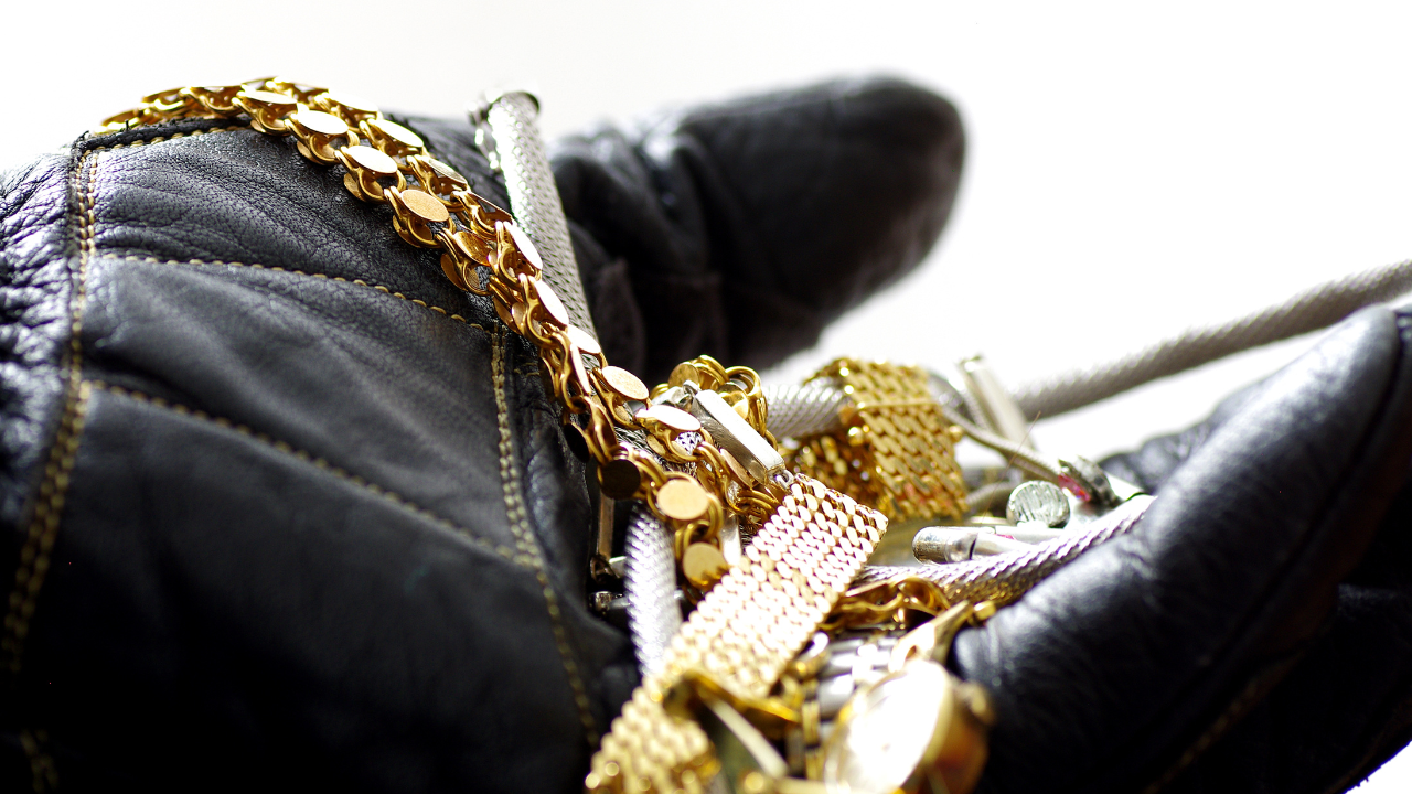 jewellry story robbery Etobicoke, mississauga, mall