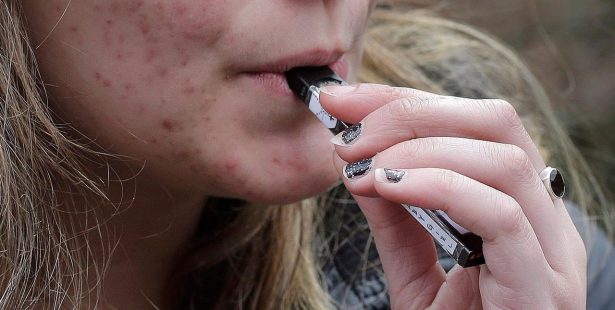 Plans to limit cellphone use, social media and vaping being introduced in Ontario schools