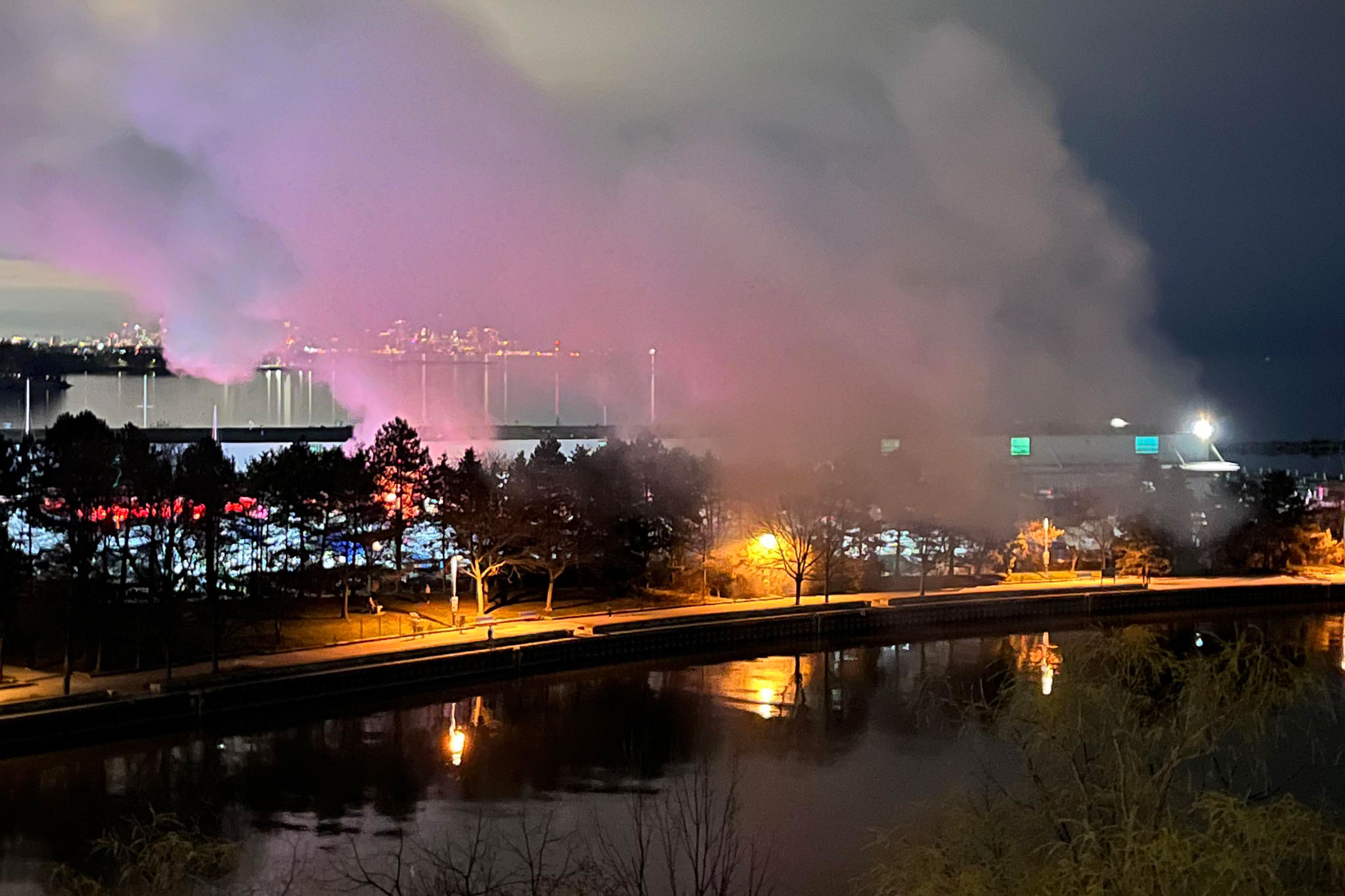 boat fire port credit