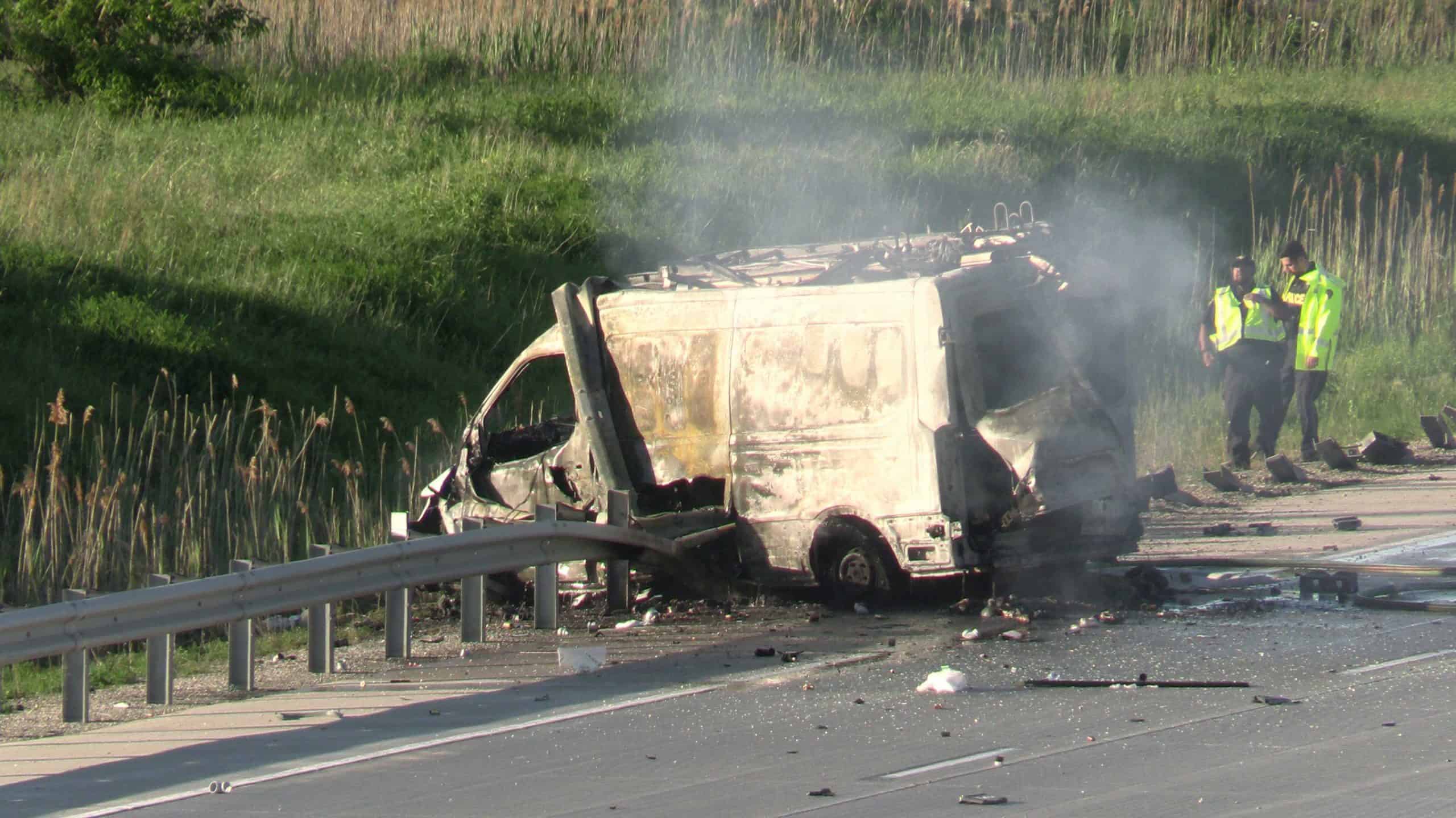Ontario, Mississauga, Brampton, collision, guardrail, Brampton Fire, 407, Hurontario, police