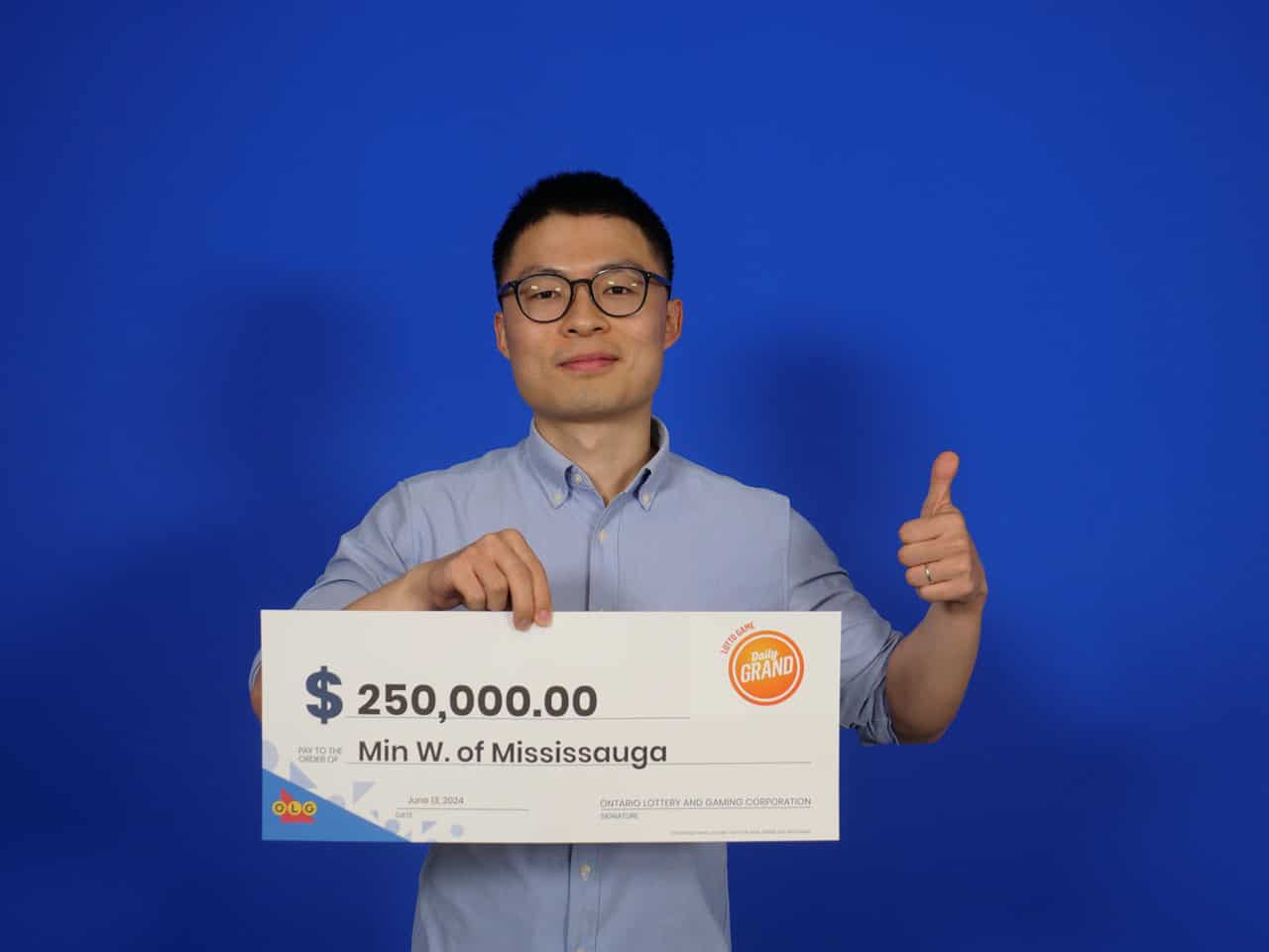 Mississauga man wins $25,000 a year for life.