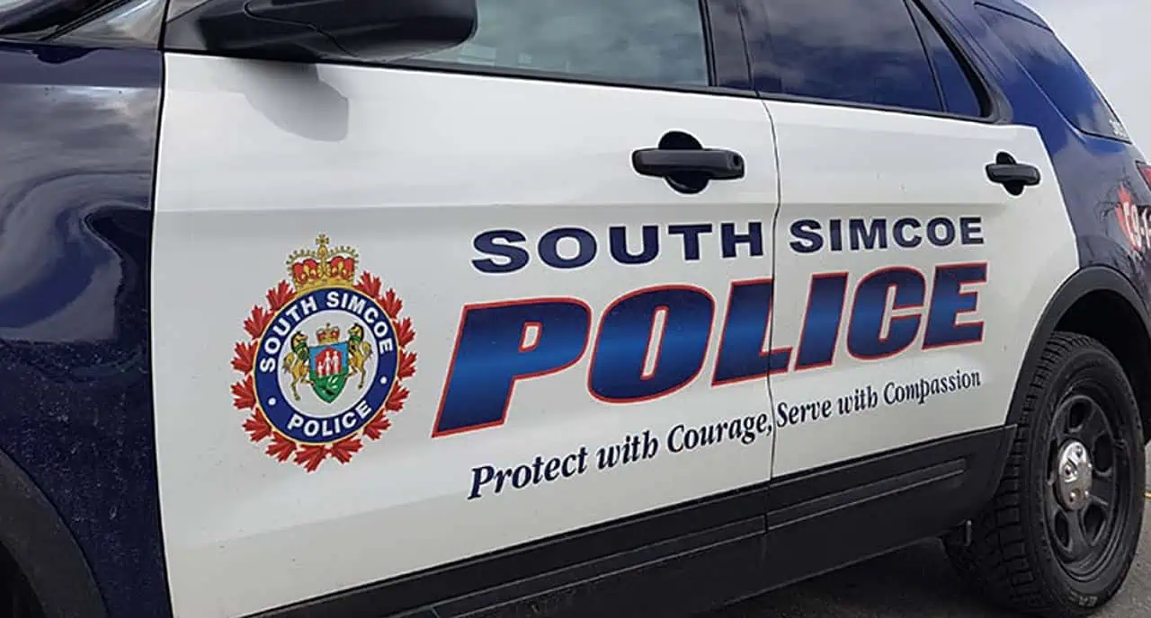 Body found after report of paddleboarder 'in distress' on Ontario lake