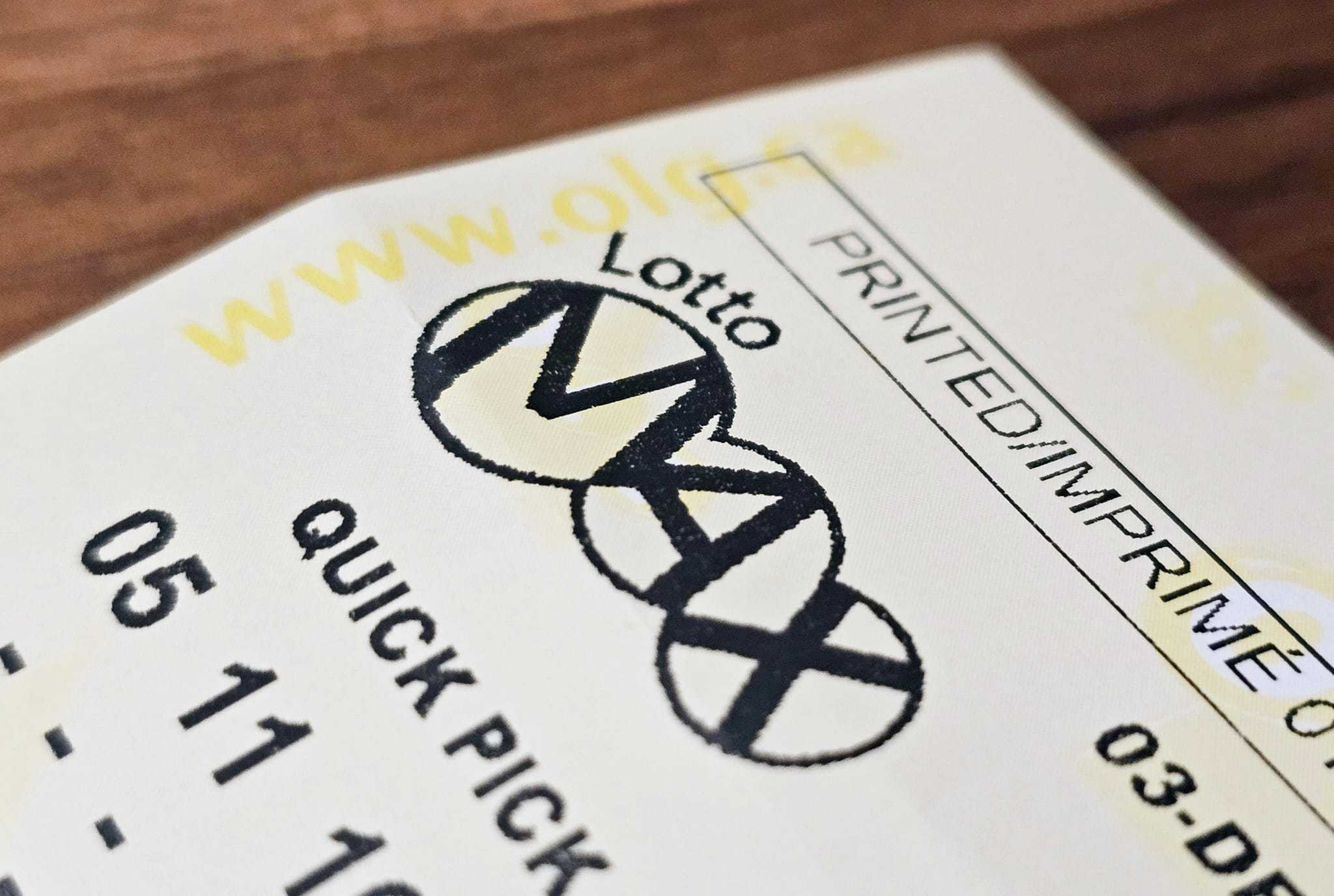 huge lottery jackpot canada, lotto max