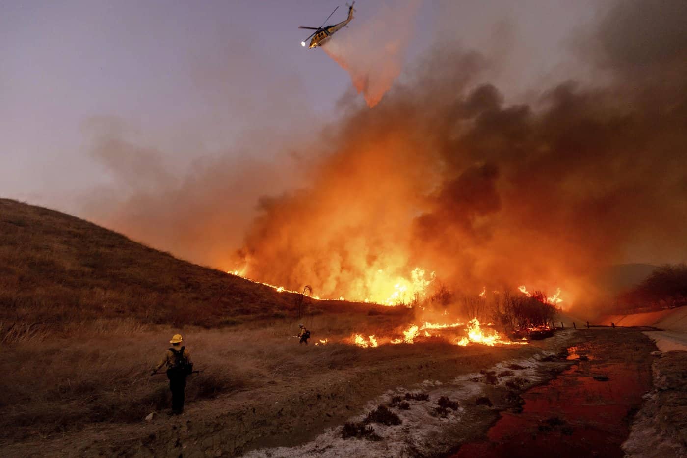 Los Angeles fires quebec canada drone crash