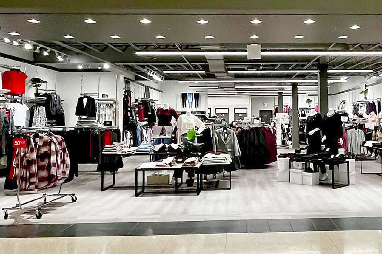 rickis cleos closing canada