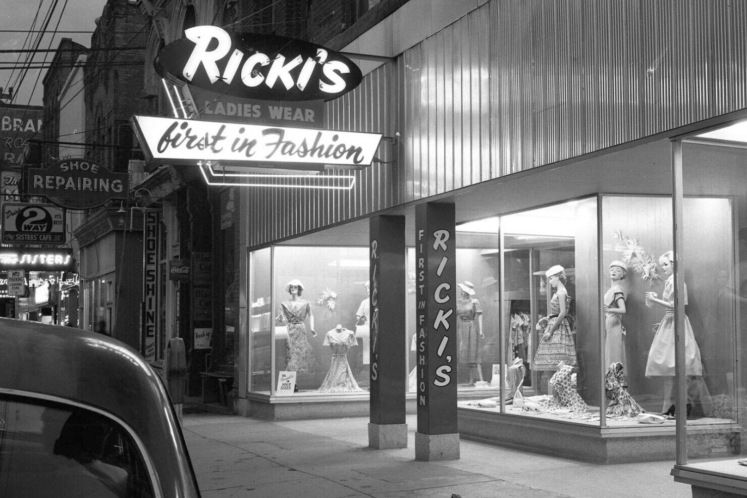 rickis cleos closing canada