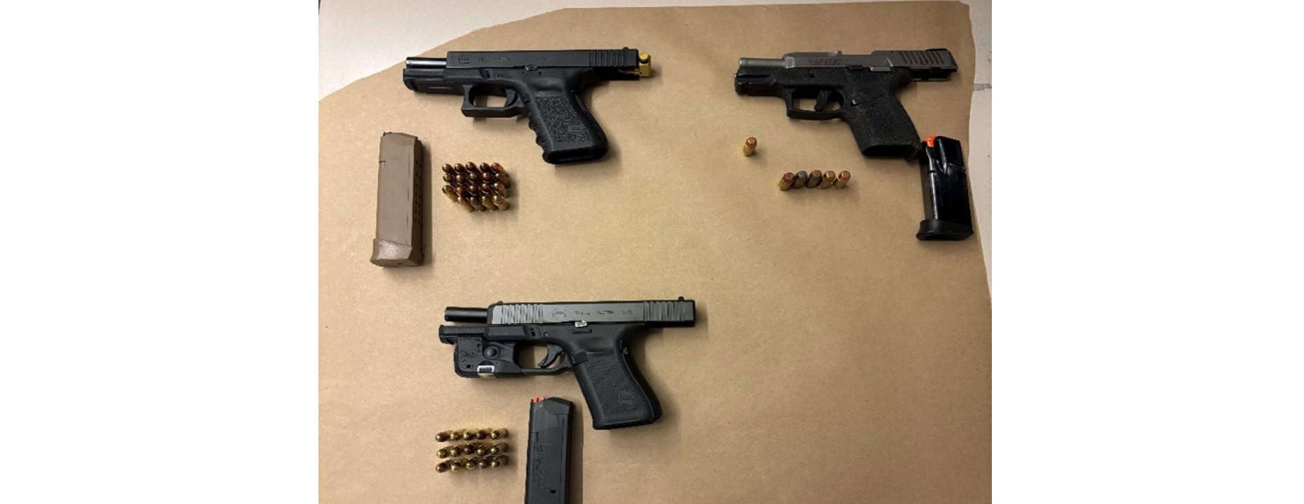 guns Toronto Mississauga police loaded
