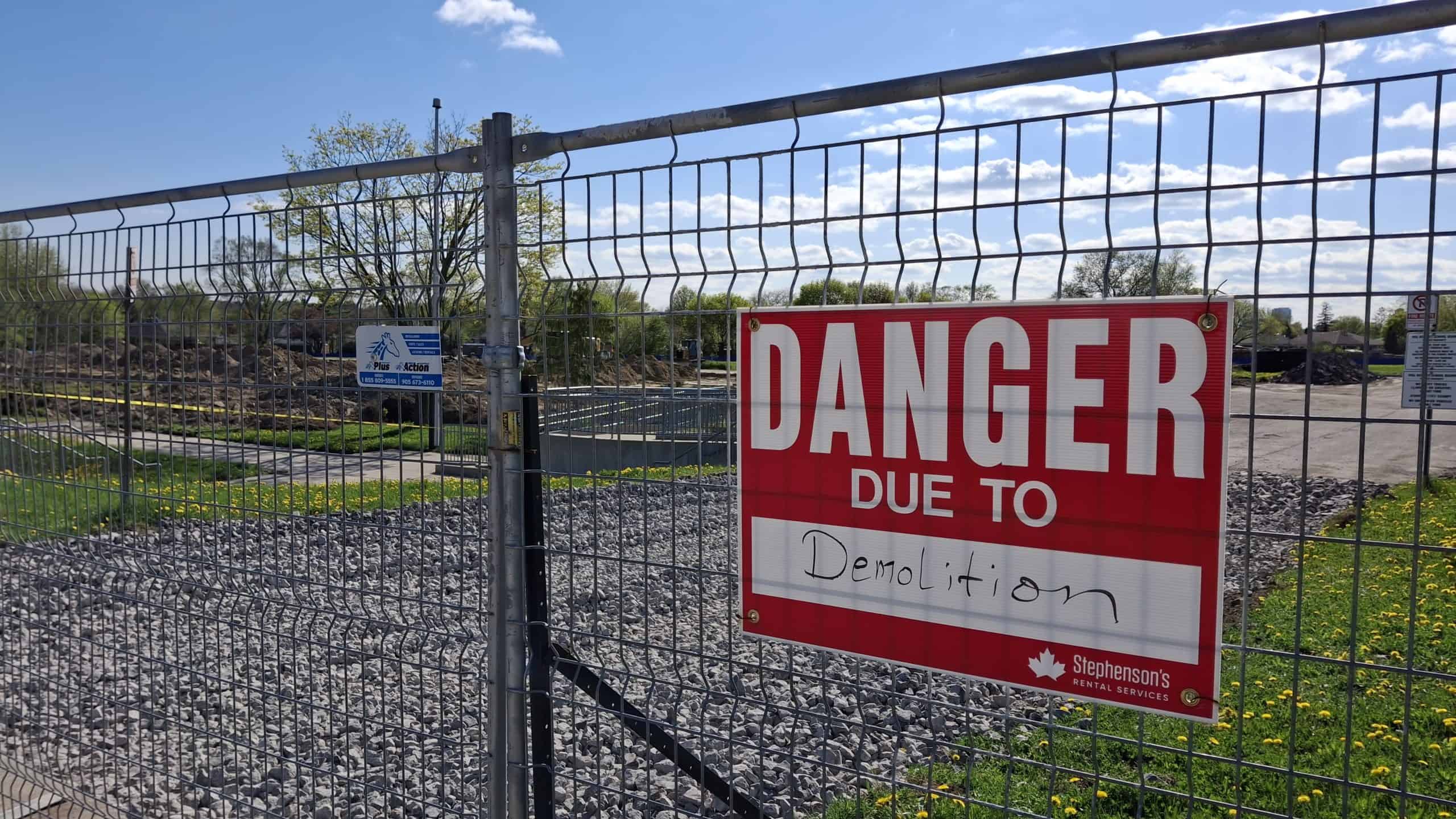school demolished Mississauga