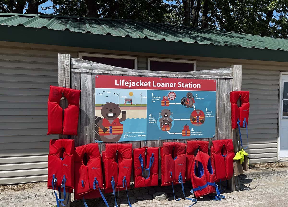 Lifejacket Loaner Program in Oshawa