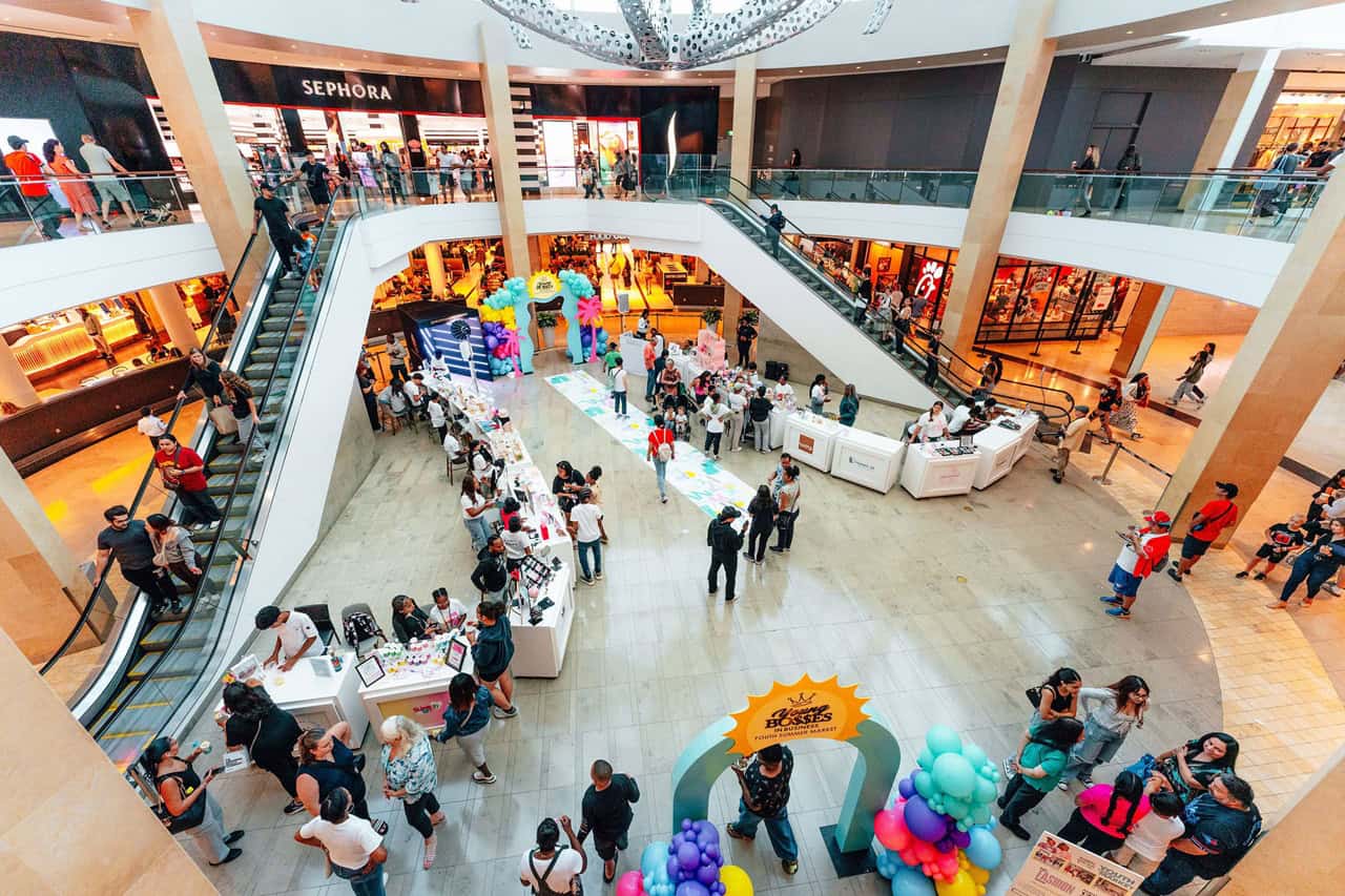 Huge summer market returns to Square One this weekend in Mississauga ...