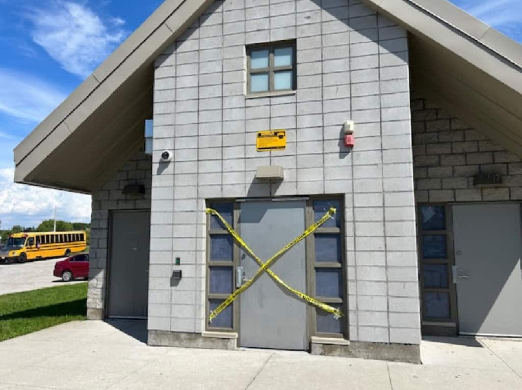 mississauga public washroom vandalized again.