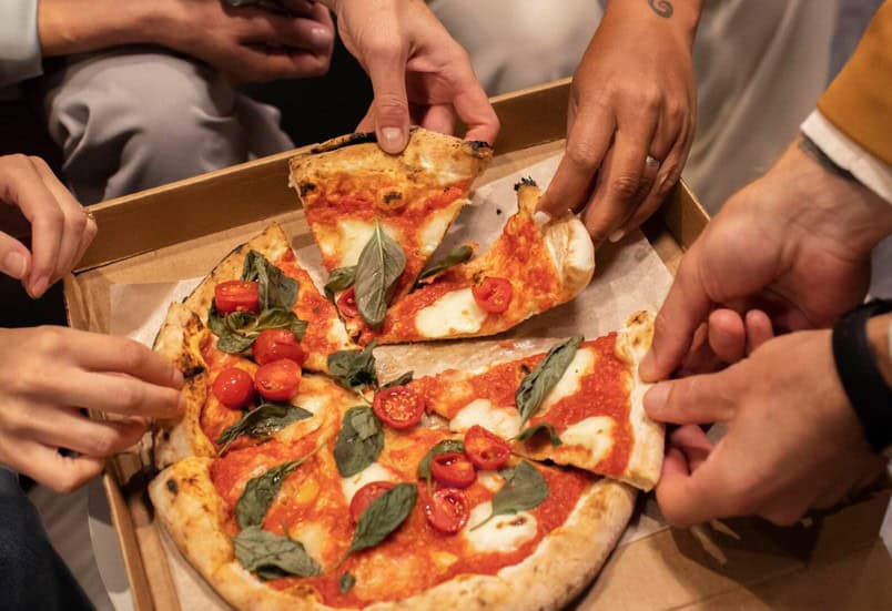 Pizza parlour with only vegetarian pies celebrates grand opening in Brampton