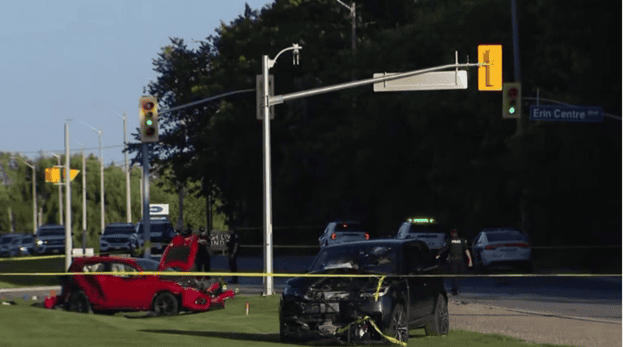 4 children injured in getaway crash after armed robbery at Mississauga gym: police