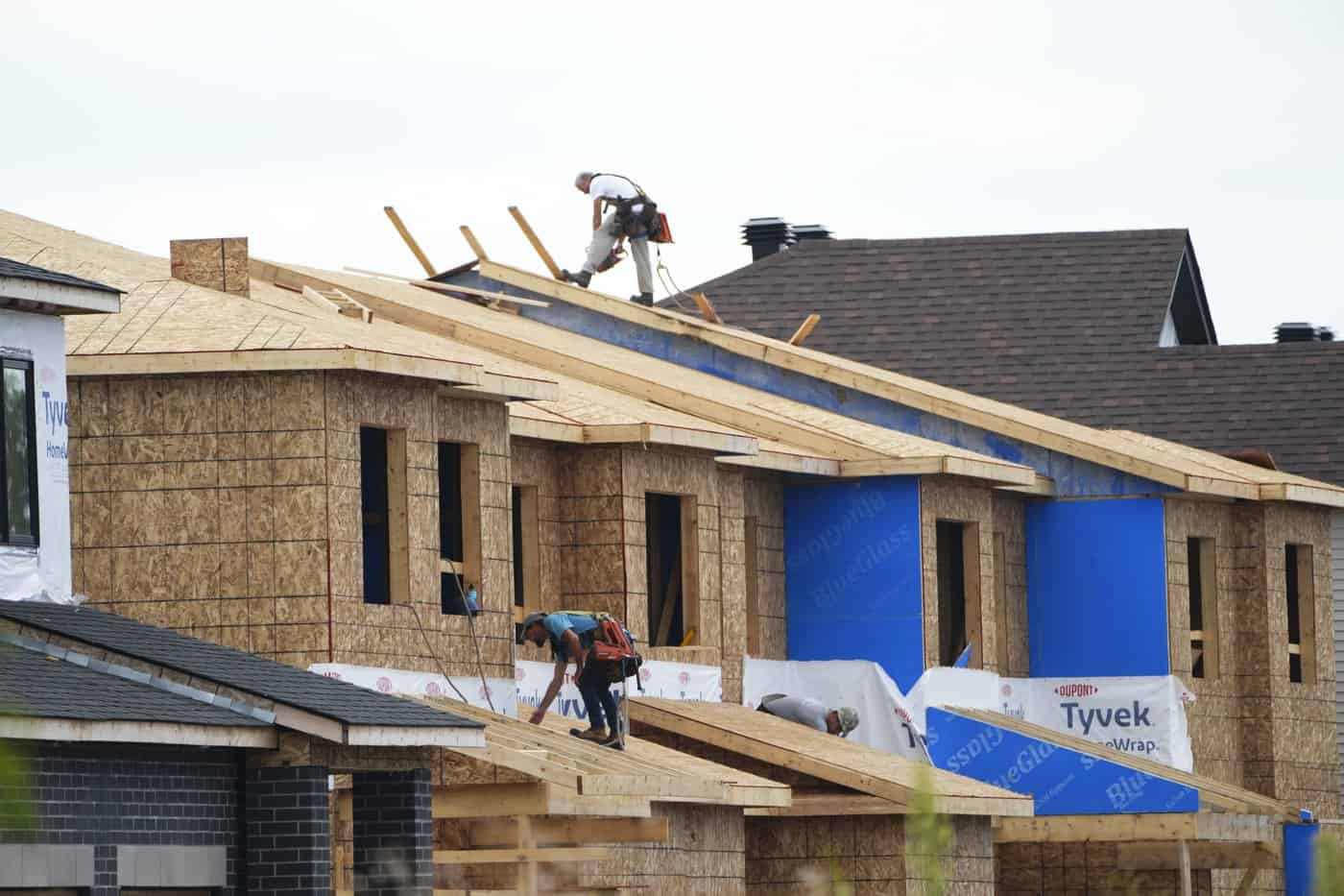 Ontario proposes to rebate HST for some first-time homebuyers