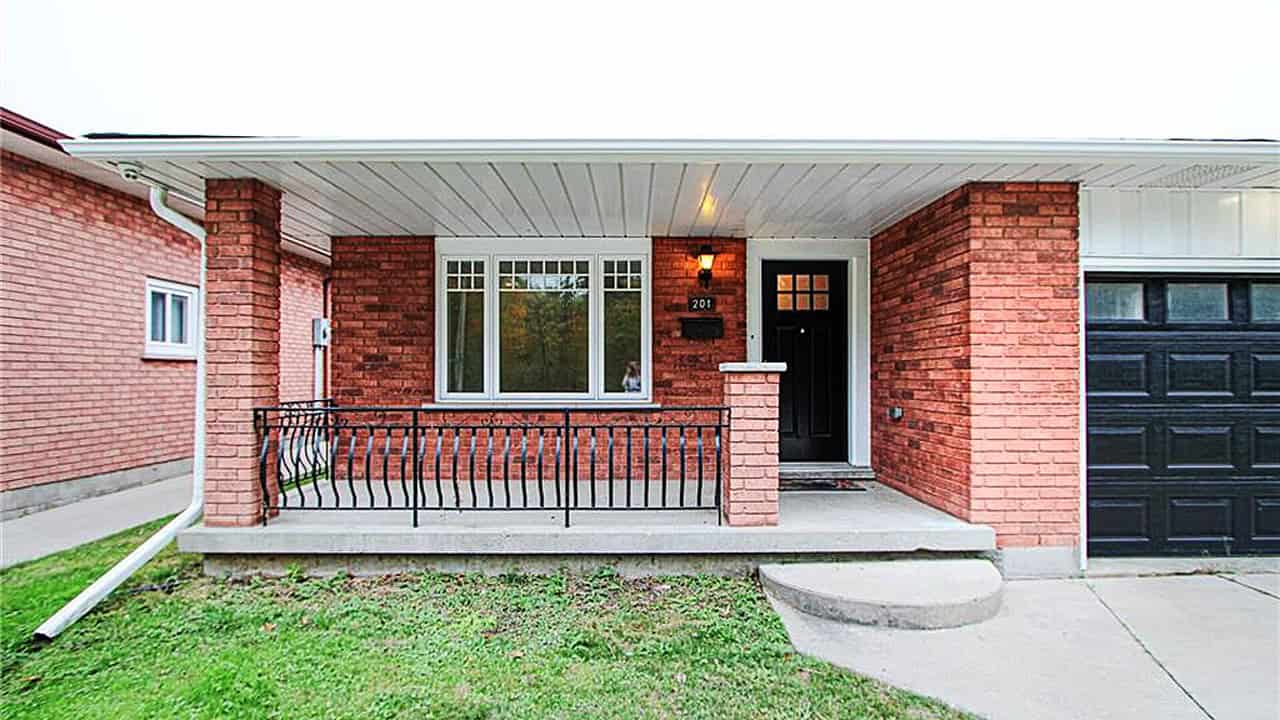201 bow valley drive hamilton