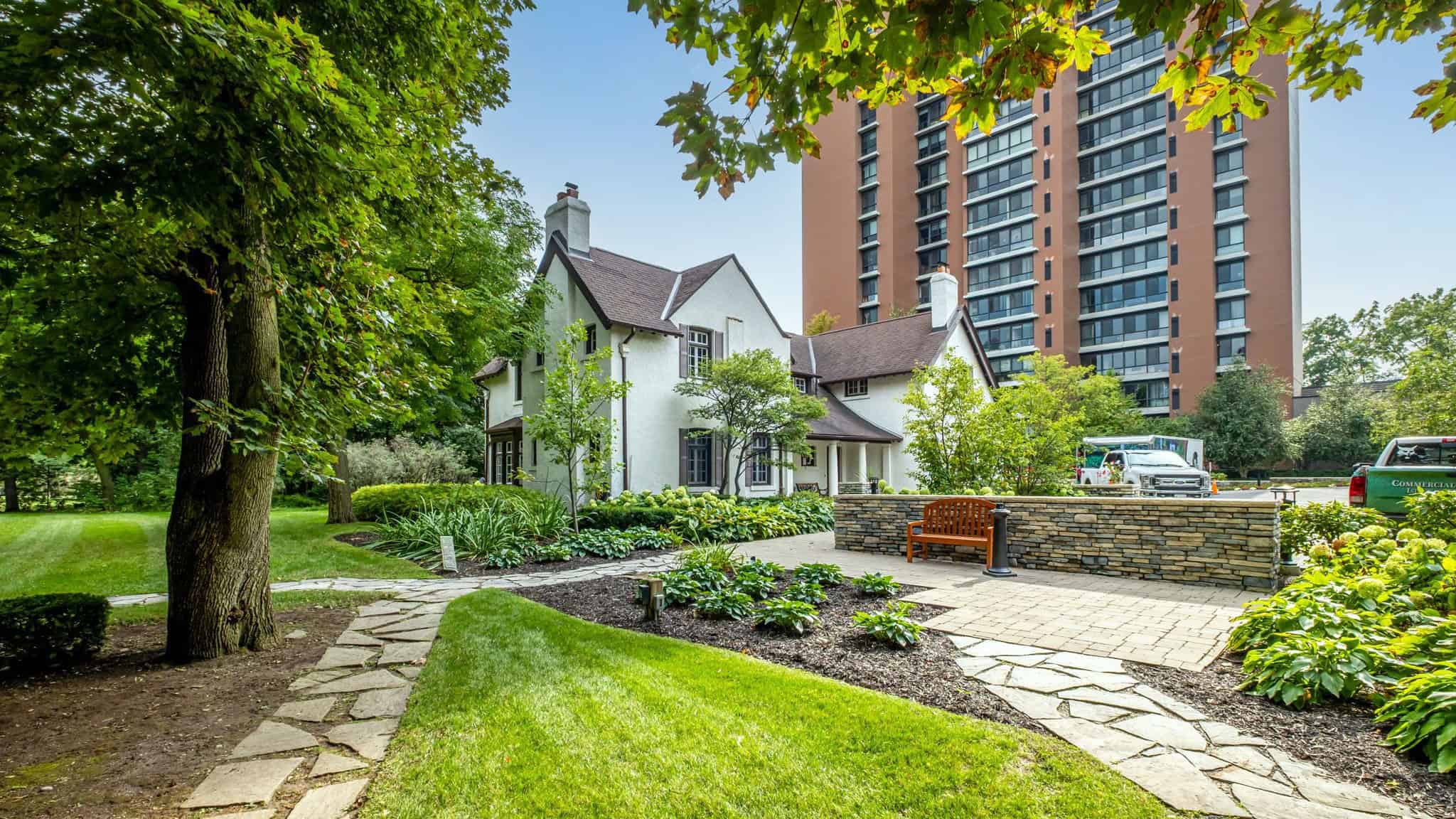 1400 dixie road mississauga