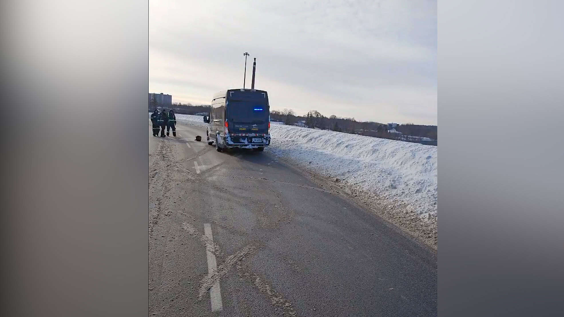 crash over snowbank ontario