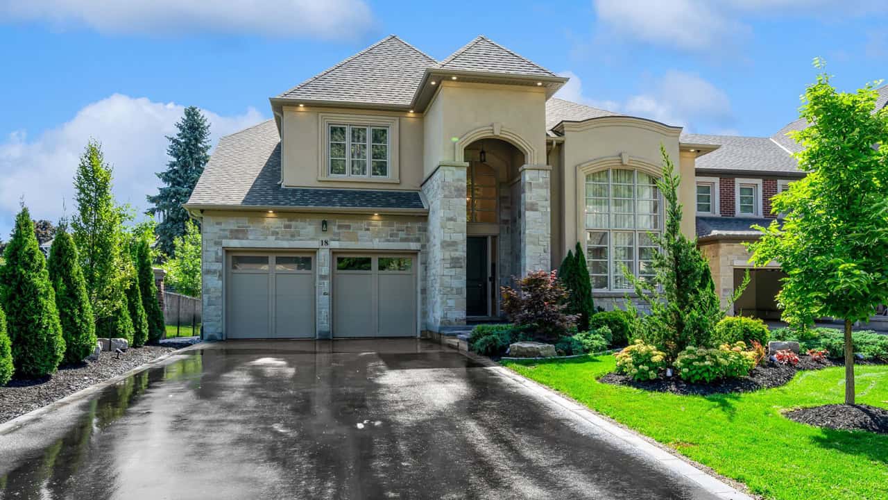 18 legacy lane ancaster