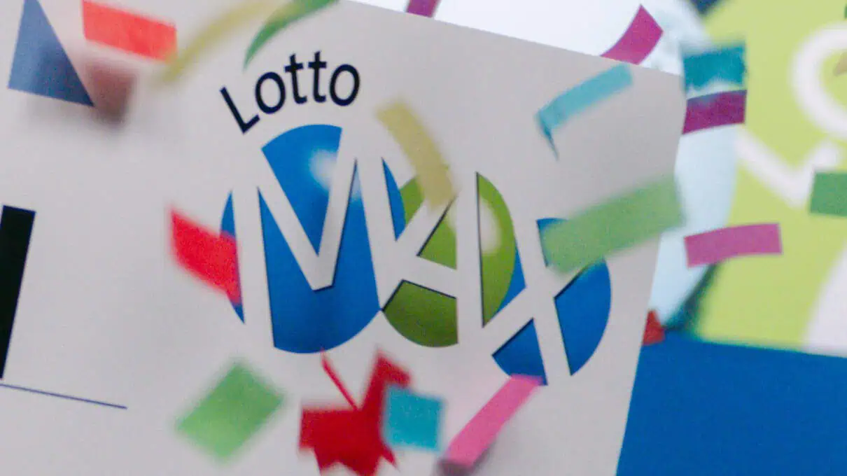 $75 million lottery winners in Canada plan to keep only 'small amount'