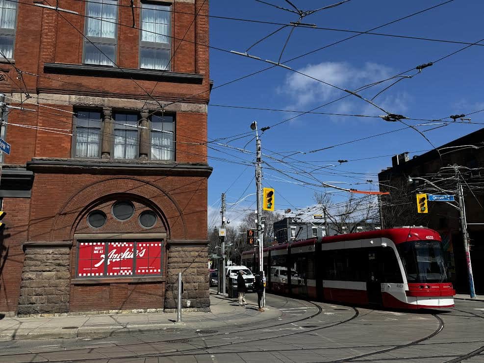New neighbourhood pub set to open in iconic Toronto landmark