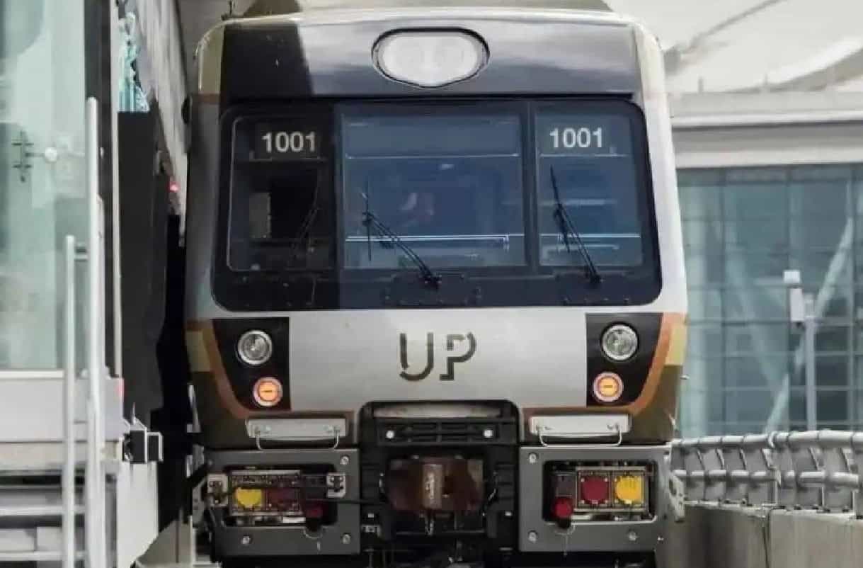 UP Express shut down as GO buses replace trains to Toronto Pearson Airport