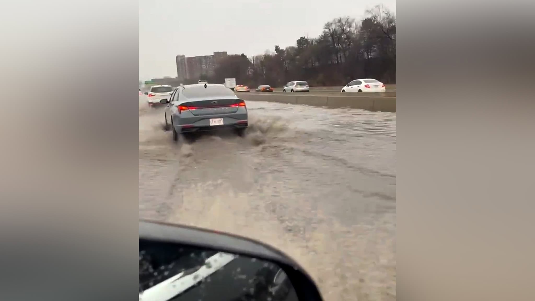 flooding highway 427 toronto