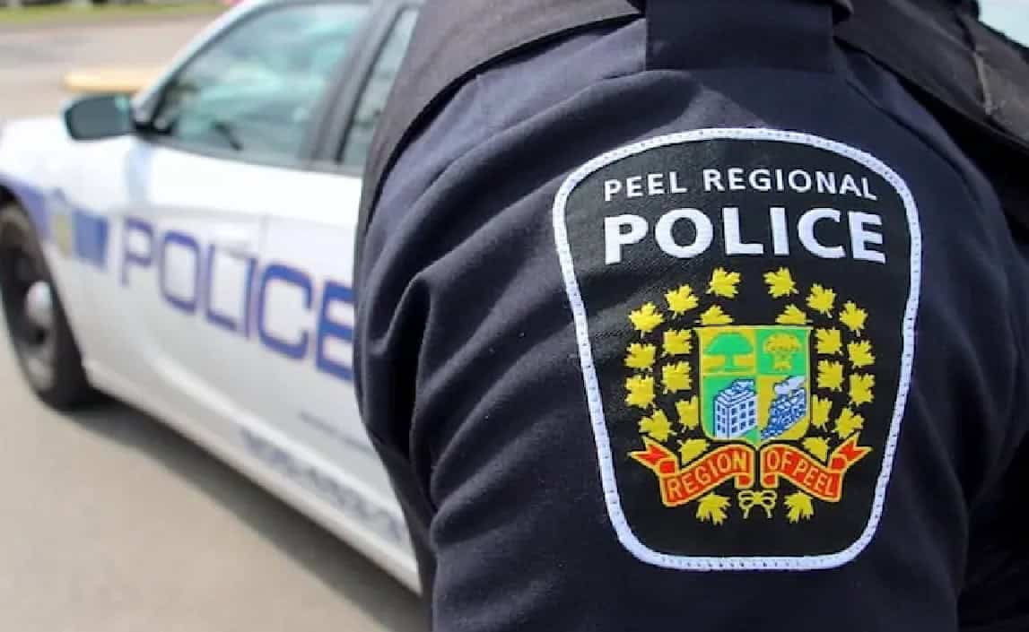 tow truck fire in brampton.